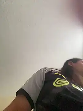 Snapshot of Vaiolet_a chatting on January 2025 10:35:02 PM Vaiolet a online show from January 2025 10:35:02 PM