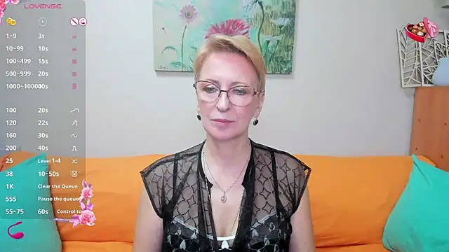 Snapshot of iamyourdream89 chatting on March 2025 01:24:01 PM iamyourdream89 online show from March 2025 01:24:01 PM