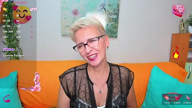 iamyourdream89 online show from October 2025 10:26:01 AM