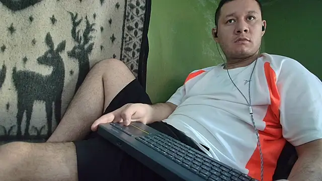 sweet cock28 online show from April 2026 03:17:02 PM