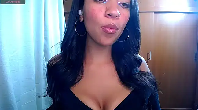 Snapshot of Danna_Ross_ chatting on January 2025 12:42:01 AM Danna Ross online show from January 2025 12:42:01 AM