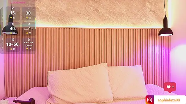 big tits in your face online show from January 2026 08:25:01 PM