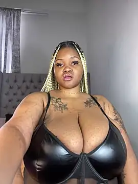 Yung-Missy online show from December 2024 04:56:02 AM