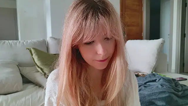 Cassycum online show from February 2025 03:19:02 PM