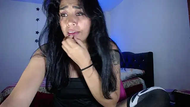 pinky violeta online show from January 2025 03:19:02 AM