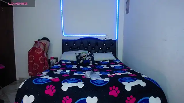 pinky violeta online show from February 2026 10:28:02 PM