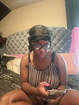 TrueeFantasee online show from November 2025 04:40:02 PM