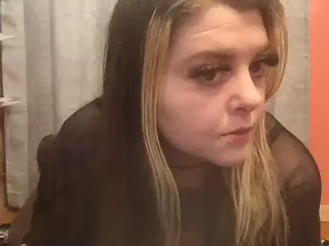 Snapshot of G_Babyyy chatting on December 2024 07:47:02 AM G Babyyy online show from December 2024 07:47:02 AM