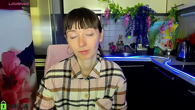 TayanaJons online show from April 2026 07:25:02 AM