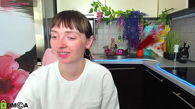 TayanaJons online show from April 2026 07:03:01 AM