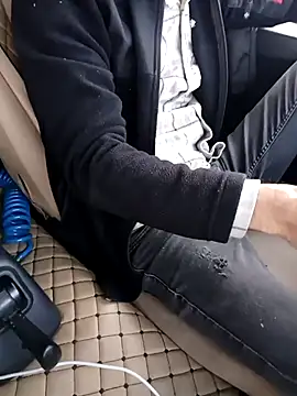 Freezing Duck online show from December 2025 01:41:02 PM