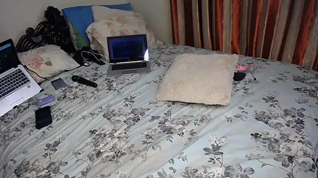 Sexy sharntel online show from June 2026 10:14:02 PM