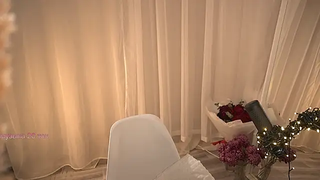 Poni DII online show from November 2025 06:46:02 AM