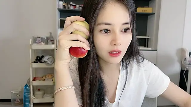 Judy520 online show from April 2026 12:57:01 AM