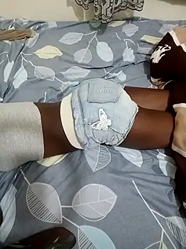 sweet vee42 online show from March 2025 06:55:01 PM