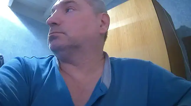 Snapshot of GYurmoka70 chatting on December 2024 06:40:01 PM GYurmoka70 online show from December 2024 06:40:01 PM