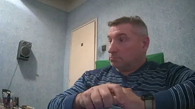 Snapshot of GYurmoka70 chatting on October 2025 08:17:02 PM GYurmoka70 online show from October 2025 08:17:02 PM