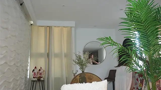 Snapshot of astreaharmonia chatting on December 2024 08:18:01 PM astreaharmonia online show from December 2024 08:18:01 PM