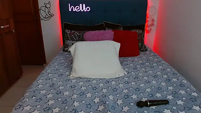 Snapshot of antonella_sweet33 chatting on January 2025 10:43:02 PM antonella sweet33 online show from January 2025 10:43:02 PM