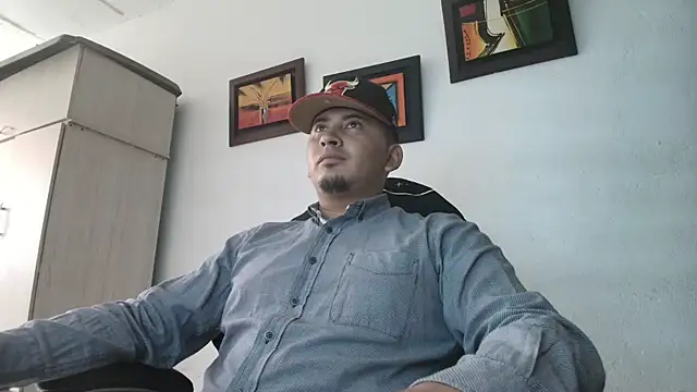 myke andrade online show from October 2025 08:14:02 PM