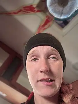 GoldenFlameGoddess online show from March 2025 09:26:01 PM