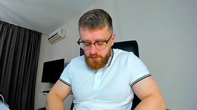 Findom guy online show from April 2026 11:31:02 AM