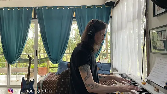 Snapshot of Antinoo_Gnothi chatting on December 2024 07:47:01 PM Antinoo Gnothi online show from December 2024 07:47:01 PM