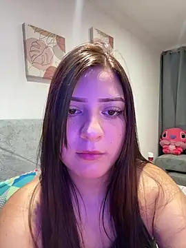 Zoe Lennoxx online show from June 2026 11:31:01 PM