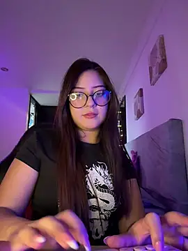 Zoe Lennoxx online show from July 2026 11:59:02 PM