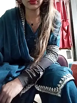 Snapshot of Noor_Darliing chatting on April 2026 03:29:01 PM Noor Darliing online show from April 2026 03:29:01 PM