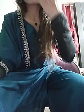 Snapshot of Noor_Darliing chatting on June 2026 03:36:01 PM Noor Darliing online show from June 2026 03:36:01 PM