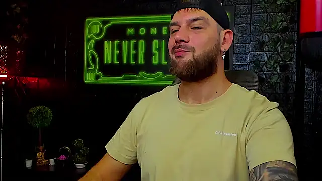 LexXHardy online show from October 2025 08:35:01 AM