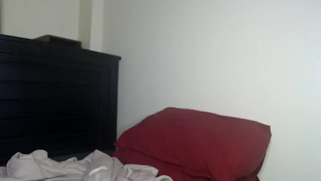 Snapshot of NIKKIE_LOVE chatting on May 2026 05:32:02 PM NIKKIE LOVE online show from May 2026 05:32:02 PM