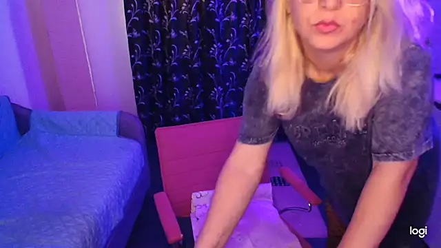 freyyamore1 online show from July 2026 04:50:01 AM