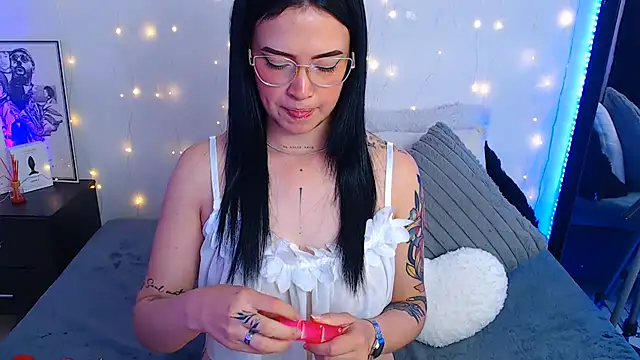 Isa Maiden1 online show from July 2026 05:22:02 PM