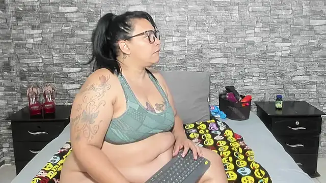 Sofie-Storm online show from January 2025 09:13:01 AM