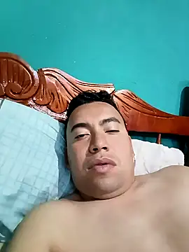 Diego leon27 online show from December 2024 01:06:02 PM