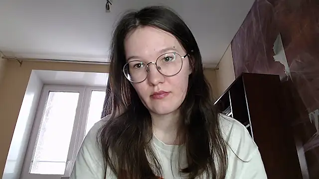 Snapshot of MiriamOr chatting on January 2025 10:53:02 AM MiriamOr online show from January 2025 10:53:02 AM