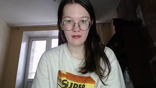 Snapshot of MiriamOr chatting on January 2025 07:21:01 AM MiriamOr online show from January 2025 07:21:01 AM