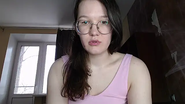 Snapshot of MiriamOr chatting on January 2025 10:29:02 AM MiriamOr online show from January 2025 10:29:02 AM