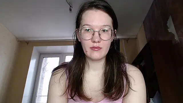 Snapshot of MiriamOr chatting on January 2025 07:18:02 AM MiriamOr online show from January 2025 07:18:02 AM