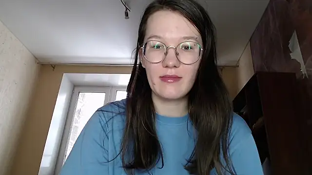 Snapshot of MiriamOr chatting on February 2025 07:18:01 AM MiriamOr online show from February 2025 07:18:01 AM