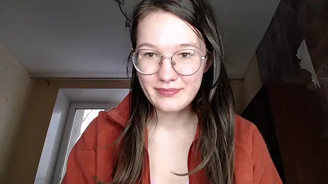 Snapshot of MiriamOr chatting on February 2025 01:29:01 PM MiriamOr online show from February 2025 01:29:01 PM