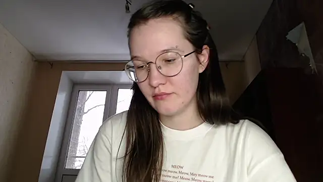 Snapshot of MiriamOr chatting on February 2025 01:38:02 PM MiriamOr online show from February 2025 01:38:02 PM