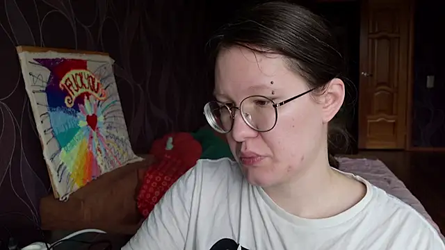 Snapshot of MiriamOr chatting on November 2025 07:54:01 AM MiriamOr online show from November 2025 07:54:01 AM