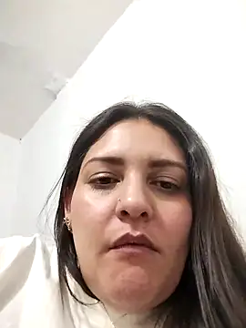 Snapshot of Mia_Hampton chatting on December 2025 03:26:02 AM Mia Hampton online show from December 2025 03:26:02 AM