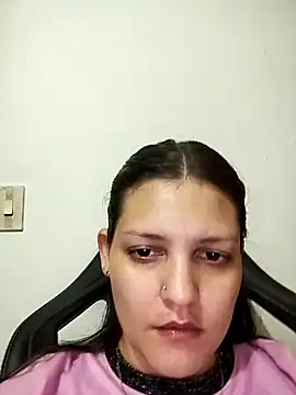 Snapshot of Mia_Hampton chatting on January 2026 11:40:01 PM Mia Hampton online show from January 2026 11:40:01 PM