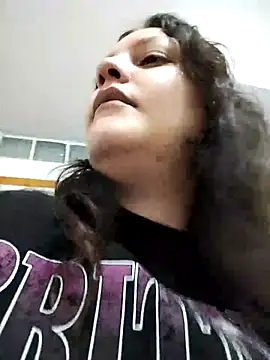 Snapshot of Mia_Hampton chatting on February 2026 04:57:02 PM Mia Hampton online show from February 2026 04:57:02 PM