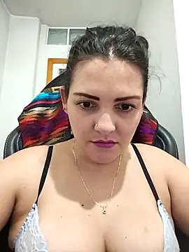 Snapshot of Mia_Hampton chatting on February 2026 10:30:02 PM Mia Hampton online show from February 2026 10:30:02 PM