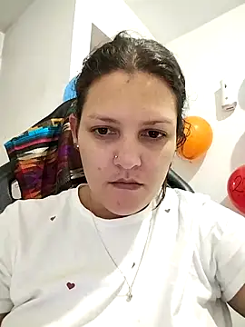 Snapshot of Mia_Hampton chatting on February 2026 08:40:02 PM Mia Hampton online show from February 2026 08:40:02 PM